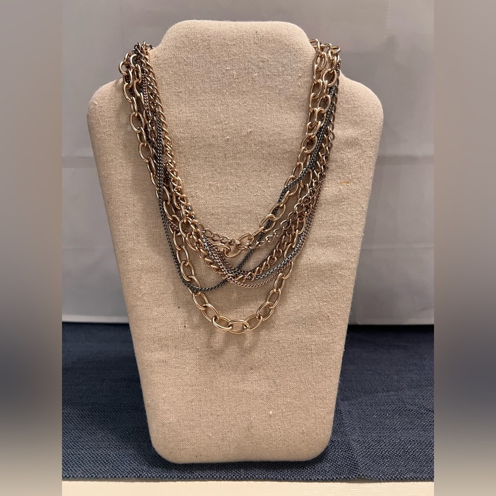 Sabika Fashion Jewelry - Multi-chain Chainlink necklace